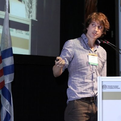 Simposio_foto_jose andrade disertante panel 1